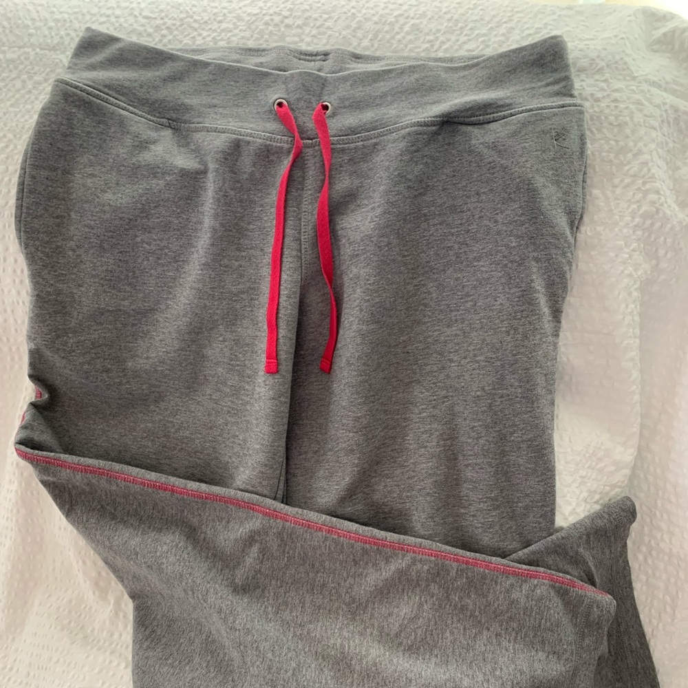 Danskin Now women’s casual lounge pant. Size 8-10